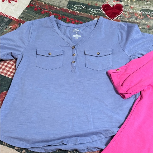Croft & Barrow Perriwinkle and Pink Button-Up Tops - Picture 6 of 12